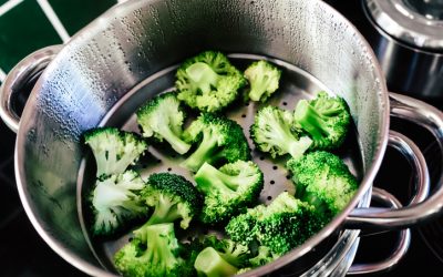 Simple Sides: Steamed Broccoli